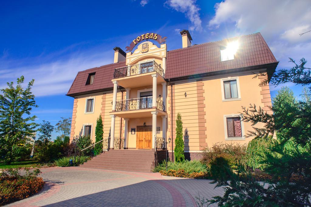 Petrovskyi Brovar Brovary Esterno foto