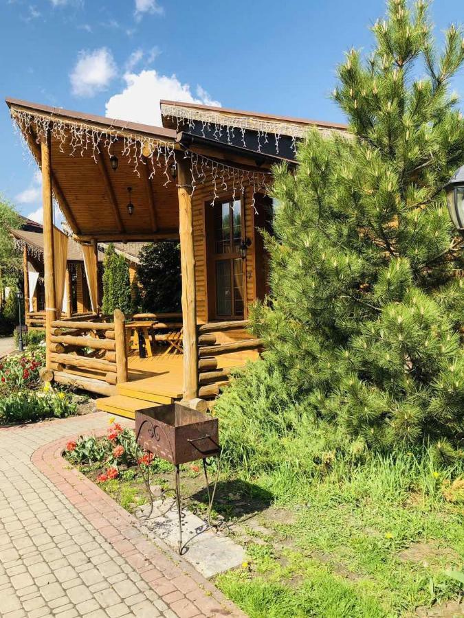 Petrovskyi Brovar Brovary Esterno foto